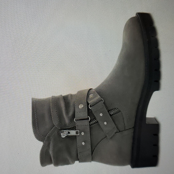 NEW MIA Keyba Lug Sole Bootie - Picture 11 of 12